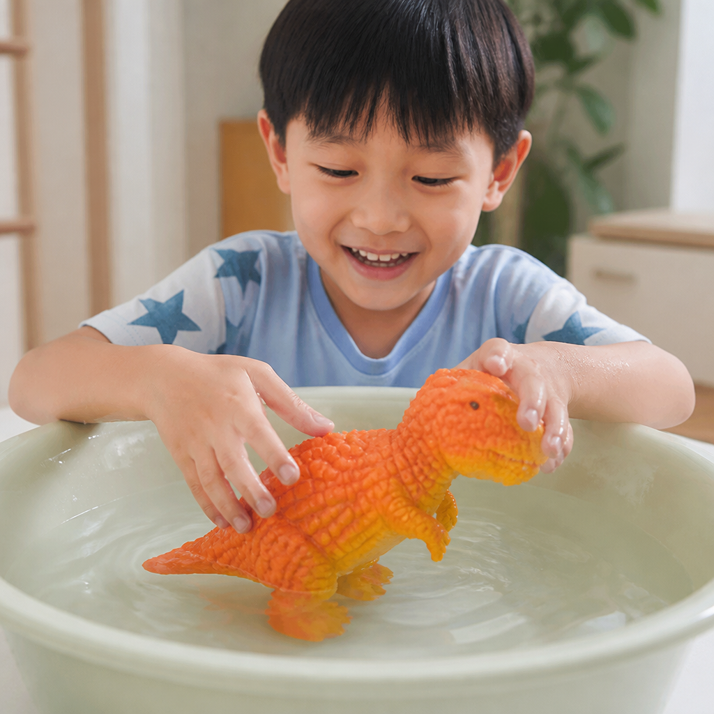 Educational Grow-in-Water Dinosaur Hatching Egg Toy for Kids